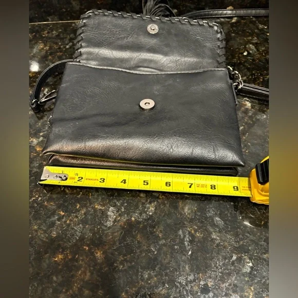 Sam & Hadley Crossbody, Bohemian, Hippie Chic, Trending, Tasseled, Coachellachic - Picture 3 of 7